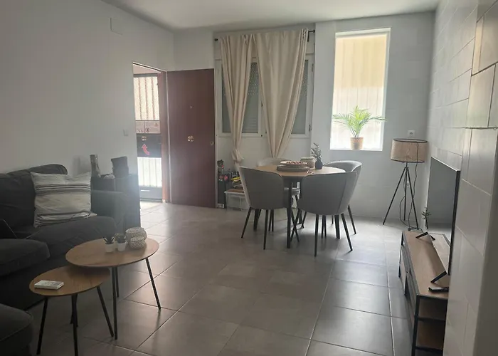 Lovely Apartment In Centre Of Alicante Near Plaza De Toros